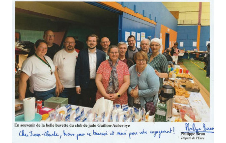 Le Député en visite au Club