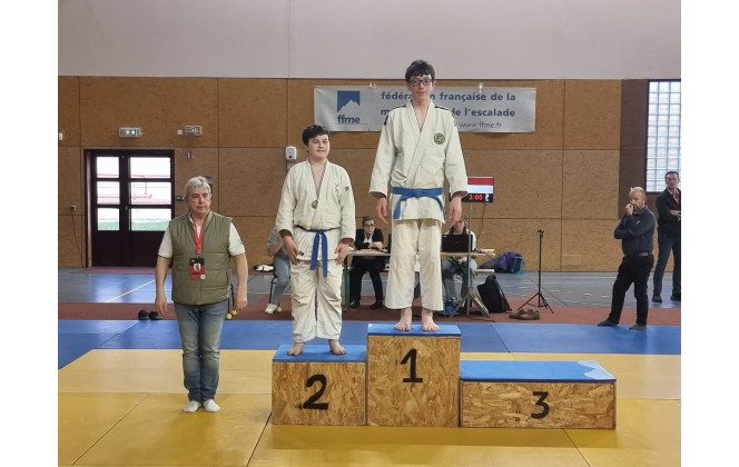 Dimanche 18 janvier 2026.
Championnat de l'Eure Minimes - Alizay (27)
Tom VALLEE 1er et Champions de l'Eure en moins de 73Kg.